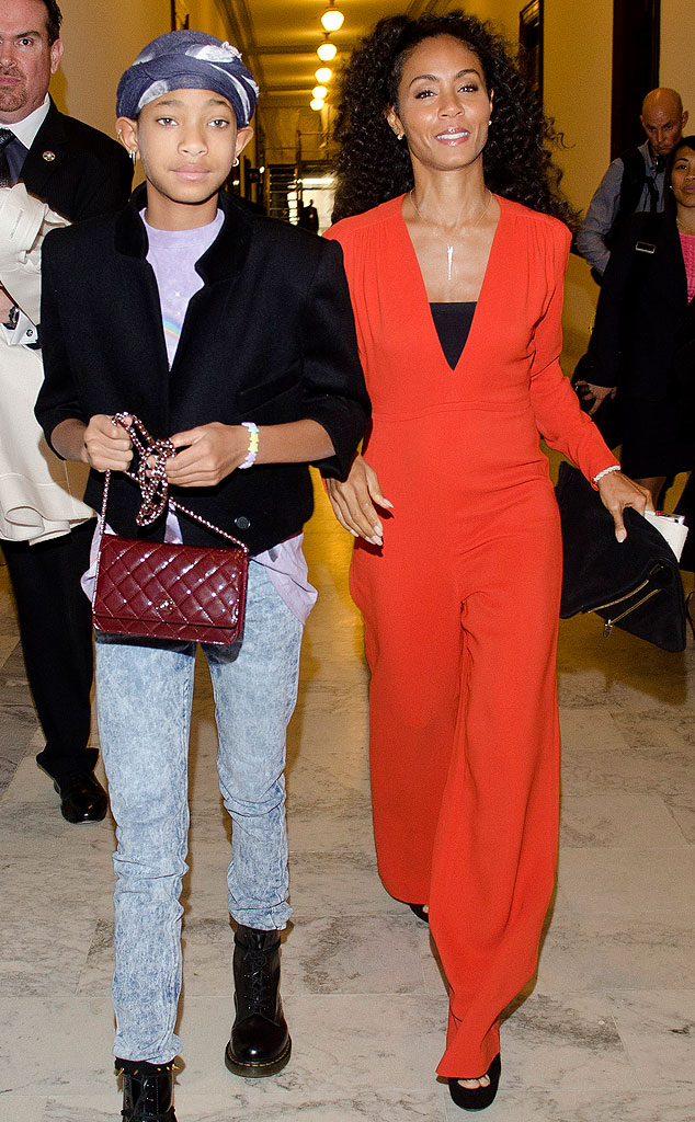 Willow Smith, Jada Pinkett Smith Willow Smith, Jada Pinkett Smith